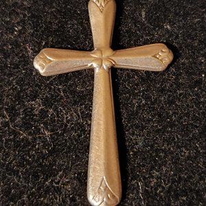 Vintage Sterling Silver Cross Beautiful Clover in center 1-3/4" x 1"  3.3g